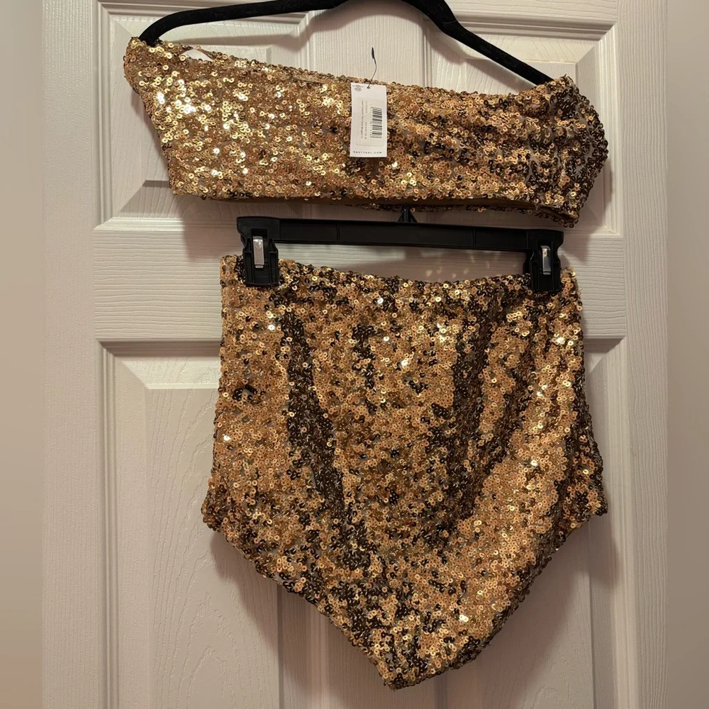 Nasty Gal Gold Sequin Two Piece Set - Picture 2 of 4